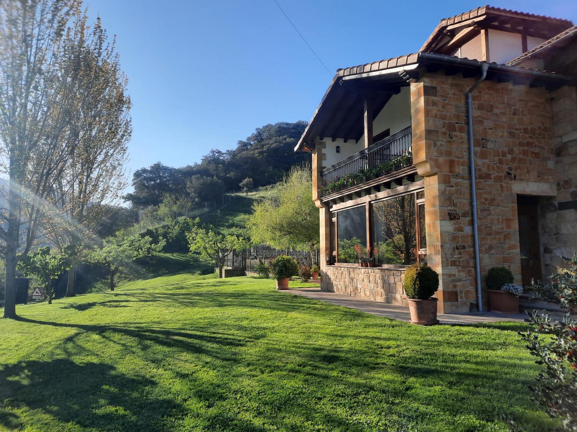 Hotel El Hoyal Pesaguero-La Parte
